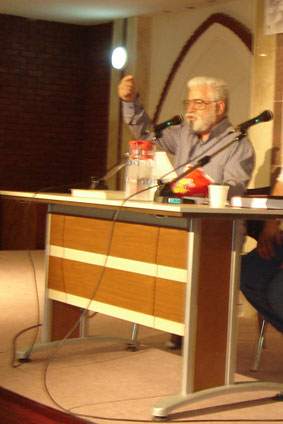 دکتر حسین محمدزاده صدیق